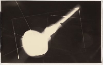 Utan titel, c.1925 (silvertryck av gelatin) av Eliezer Markowich (1890-1941) Lissitzky