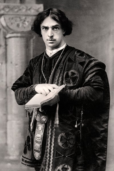 John Martin Harvey 1863-1944, engelsk skådespelare, 1907. av Ellis and Walery