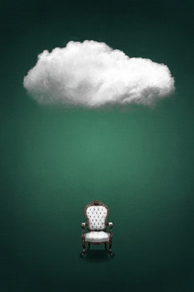 Stolen ”Floating Cloud” av Ema Paraschiv
