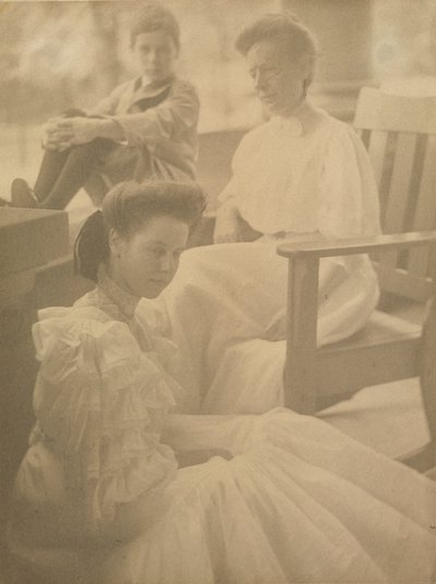 Gruppporträtt, ca. 1900. av Ema Spencer