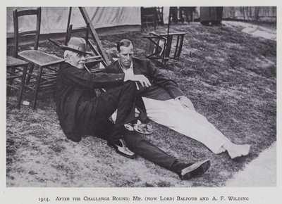 1914, Efter utmaningsrundan, Mr (nu Lord) Balfour och A F Wilding (svartvitt foto) av English Photographer