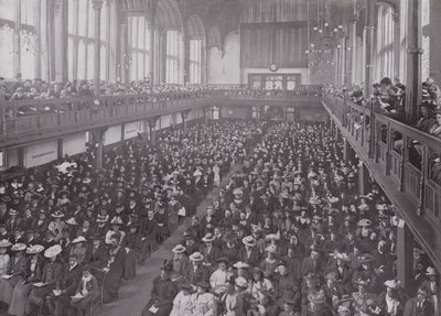 Ett missionsmöte i Church House, Westminster av English Photographer