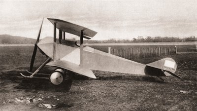 En Sopwith Tabloid, ensitsig scouttraktor tvåplan som användes under första världskriget, från The Illustrated War News, 1915 av English Photographer