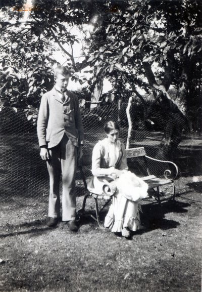 Adrian och Virginia Stephen, 1900 (bw-foto) av English Photographer