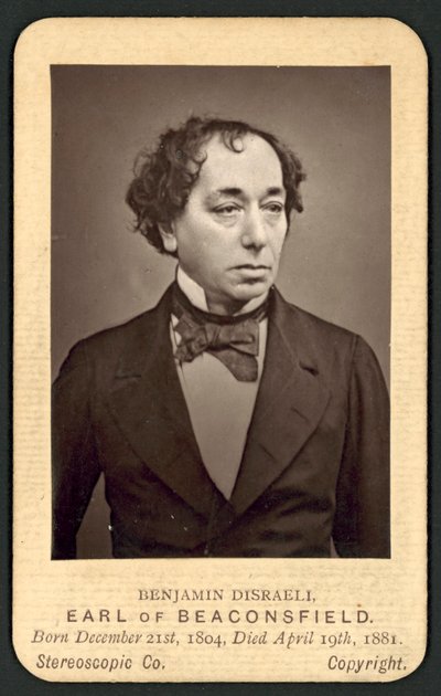 Benjamin Disraeli, Earl of Beaconsfield, minnesfotokort (s/v foto) av English Photographer