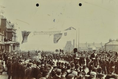 Blackwall Tunnel: släkting som prinsen av Wales, senare kung Edward VII, och prinsessan Alexandria närvara vid den ceremoniella invigningen av tunneln, 1897 av English Photographer