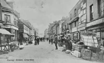 Britannia, Surrey Street, Croydon: gatumarknad, 1890 av English Photographer