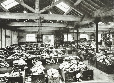 Bull Wharf, interiör av Shell Warehouse, London, 1890 av English Photographer