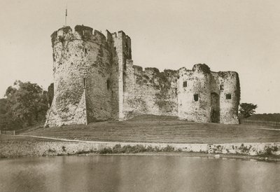 Chepstow Castle, från vallgraven av English Photographer