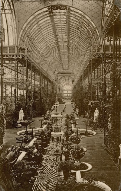 Crystal Palace, South Nave av English Photographer