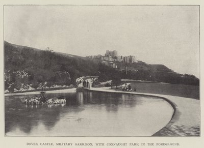 Dover Castle, militärgarnison, med Connaught Park i förgrunden av English Photographer