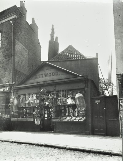 Evelyn Street: vid Deptford High Street, London, 1899 av English Photographer