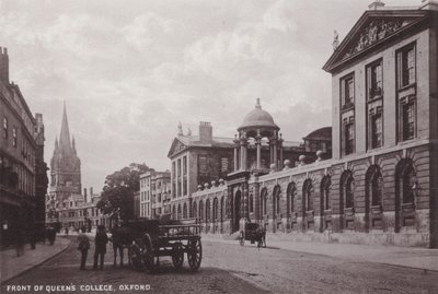 Framsidan av Queens College, Oxford av English Photographer