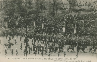 Begravningståget av hans sene majestät kung Edward VII som passerar Marble Arch av English Photographer