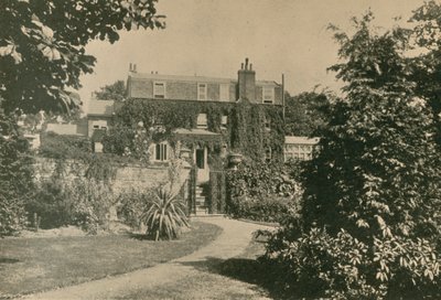Gad?s Hill Place, nr Rochester, från trädgården på baksidan, residens för Charles Dickens, 1857-70 av English Photographer