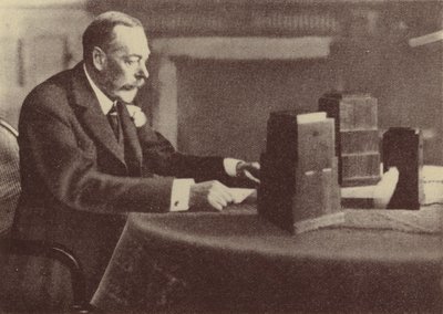 George V sänder sitt julbudskap till det brittiska samväldet och imperiet av English Photographer