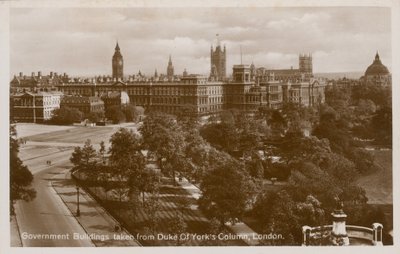 Regeringsbyggnader tagna från Duke of Yorks Column, London av English Photographer