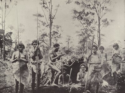 Grupp av aboriginaler i Queensland av English Photographer