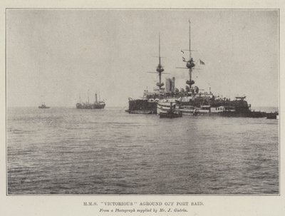 HMS Victorious gick på grund utanför Port Said av English Photographer