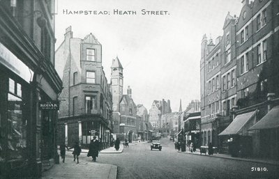 Heath Street i Hampstead av English Photographer