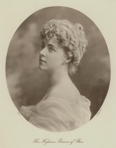Hennes Höghet Prinsessan av Pless (svartvitt foto) av English Photographer
