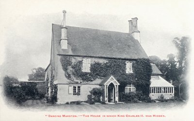 Hus i byn Long Marston, Gloucestershire, där kung Charles II gömdes efter sin flykt efter hans armés nederlag i slaget vid Worcester av English Photographer