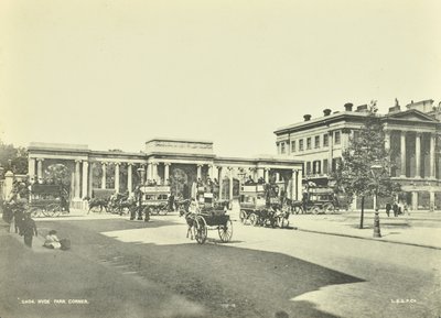 Hyde Park Corner, Westminster LB: ser norrut, 1896 av English Photographer