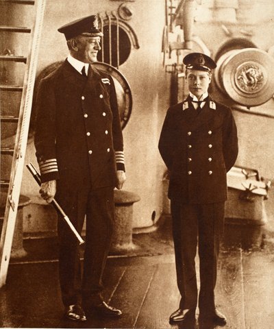 Kung Edward VIII som Midshipman i H.M.S. Hindustan, 1910 av English Photographer