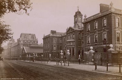 Knightsbridge Barracks, London av English Photographer