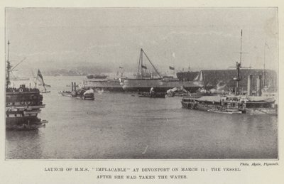 Lansering av HMS Implacable i Devonport den 11 mars, fartyget efter att hon hade tagit vattnet av English Photographer