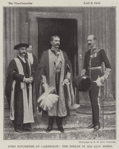 Lord Kitchener i Cambridge, Sirdaren i sina LLD-rockar av English Photographer