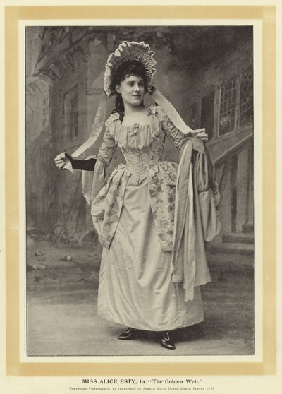 Miss Alice Esty, i The Golden Web av English Photographer