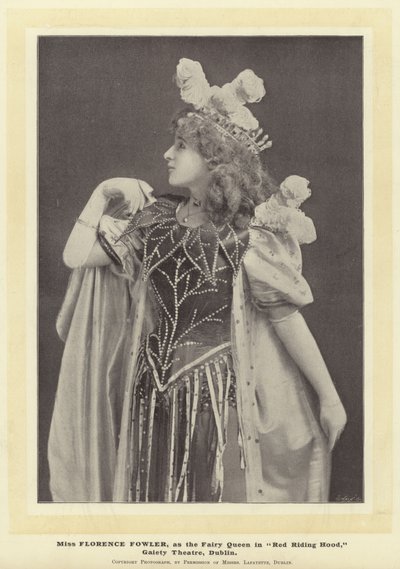 Miss Florence Fowler, som Fairy Queen i Rödluvan, Gaiety Theatre, Dublin av English Photographer