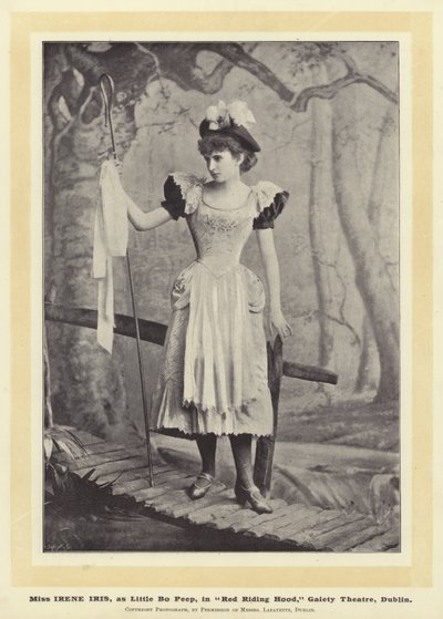 Miss Irene Iris, som Little Bo Peep, i Red Riding Hood, Gaiety Theatre, Dublin av English Photographer