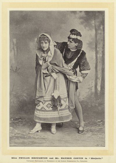 Miss Phyllis Broughton och Mr Hayden Coffin i Marjorie av English Photographer