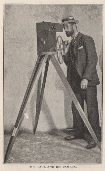 Mr R W Paul och hans kamera av English Photographer