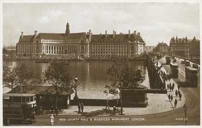 New County Hall och Boadicea-monumentet av English Photographer