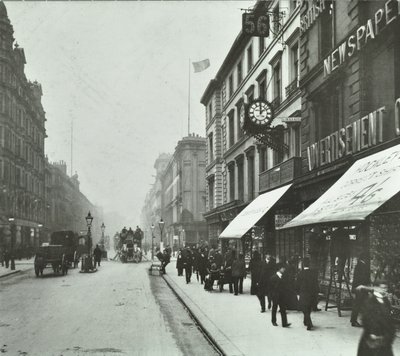 New Oxford Street: tittar västerut vid Bloomsbury Way, 1890 av English Photographer