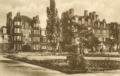 Newnham College, Cambridge (s/v foto) av English Photographer