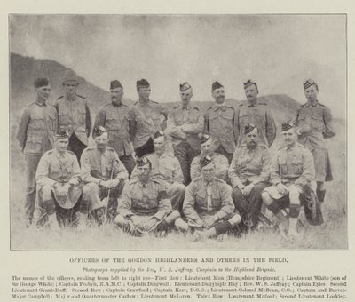 Officerare från Gordon Highlanders och andra i fältet av English Photographer