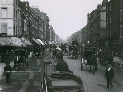 Oxford Street, London, österut av English Photographer