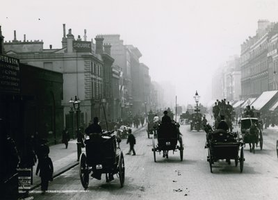 Oxford Street, London; tittar västerut av English Photographer