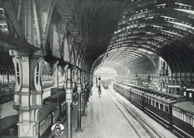 Paddington Station, allmän utsikt över plattformarna (s/v foto) av English Photographer