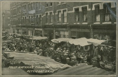 Polly Nathans fiskaffär, Petticoat Lane, London av English Photographer