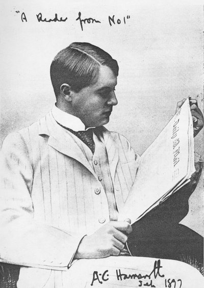 Porträtt av Alfred Harmsworth, 1897 av English Photographer