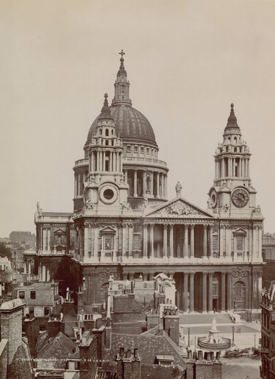 Vykort av västra framsidan av St Pauls Cathedral av English Photographer