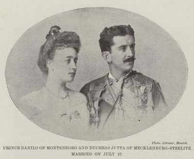 Prins Danilo av Montenegro och hertiginnan Jutta av Mecklenburg-Strelitz gifte sig den 27 juli av English Photographer