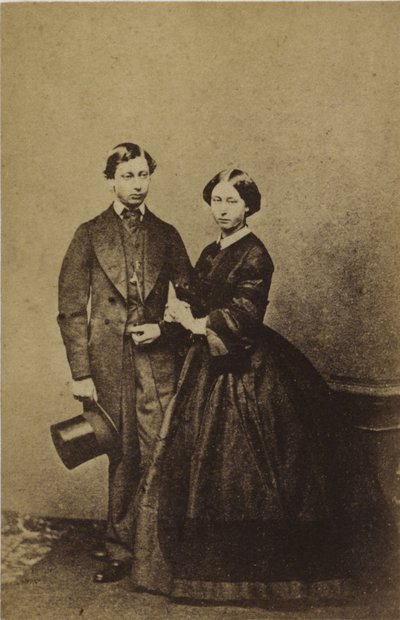 Prins av Wales och prinsessan Alice (sepiafoto) av English Photographer