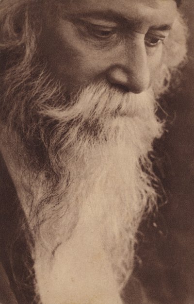 Rabindranath Tagore (1861-1941), indisk författare, kompositör och konstnär (svartvitt foto) av English Photographer