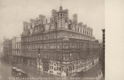 Richelieu Palace Hotel, Oxford Street, London W (s/v foto) av English Photographer
